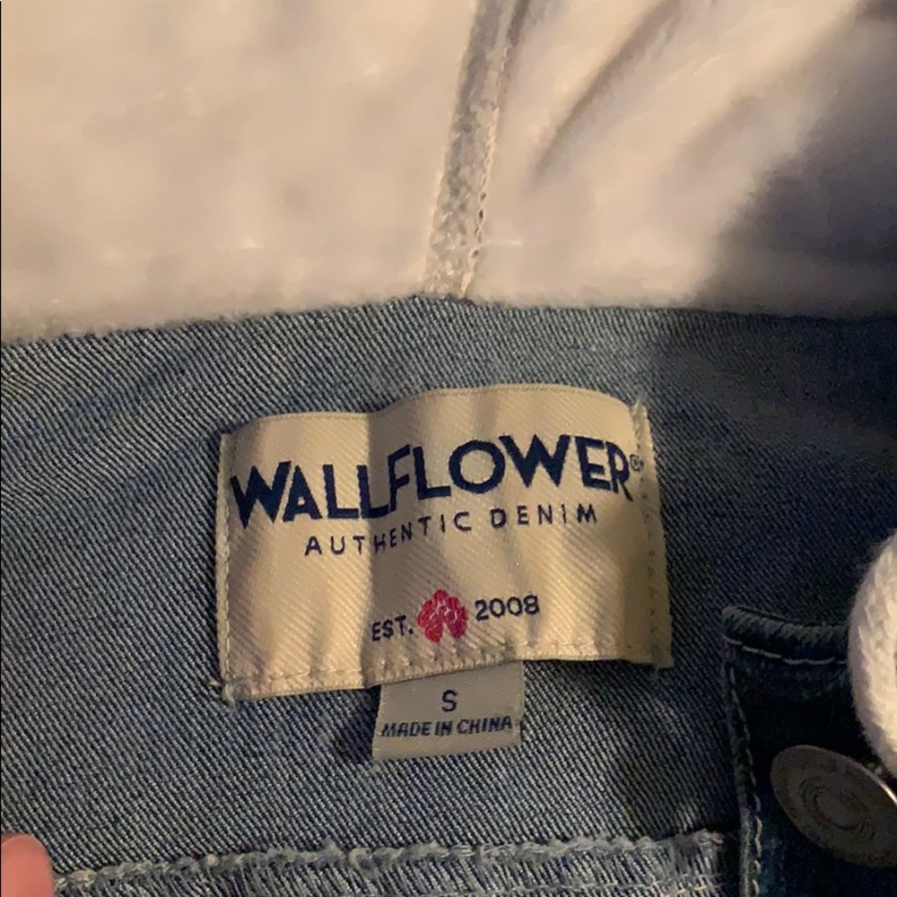 Denim jacket - Picture 2 of 3